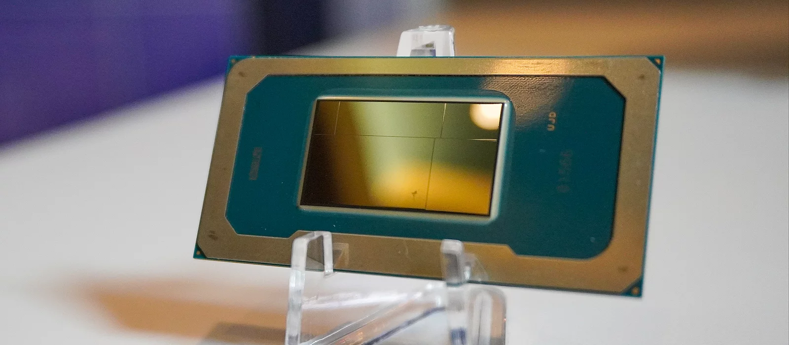 Intel раскрыла характеристики бюджетной платформы Core 300